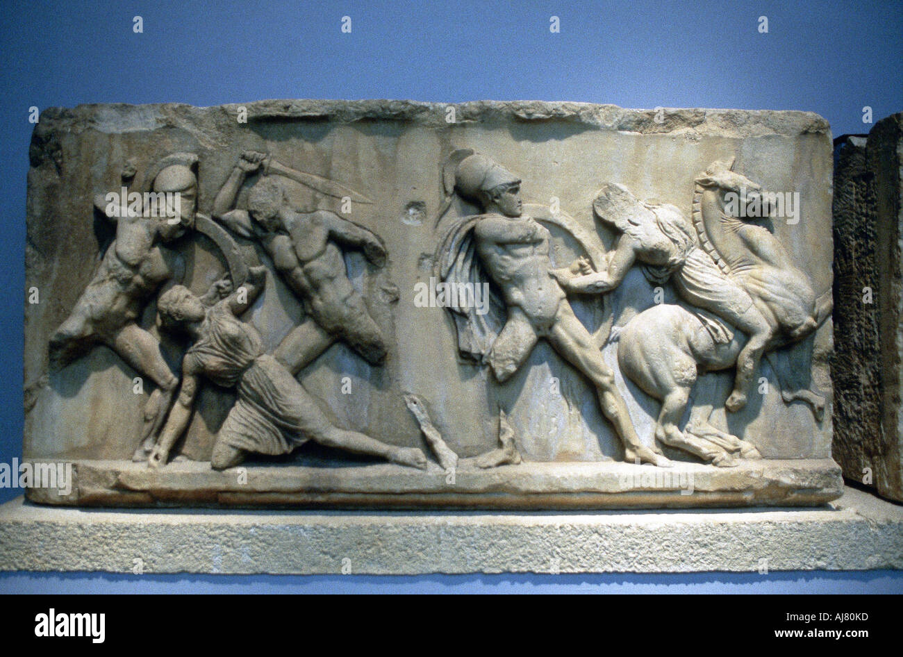 Relief, griechische Soldaten Amazonen. Artist: Unbekannt Stockfoto