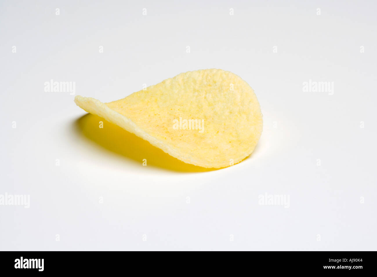 Einzigen Kartoffel-Chips Stockfoto