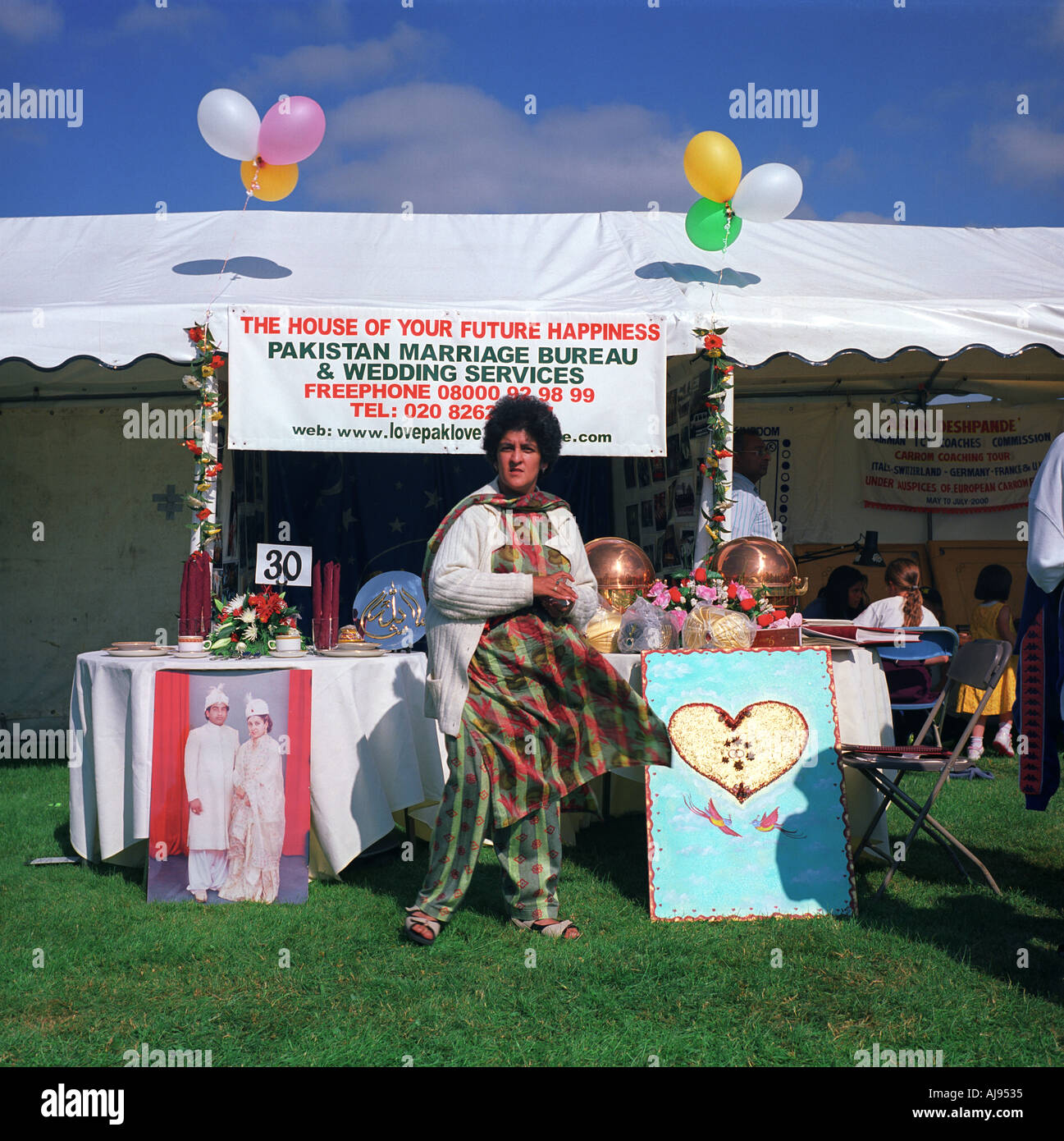 Asiatische Matchmaker East London Mela, eine asiatische Festival, Wanstead, East London, UK. Stockfoto