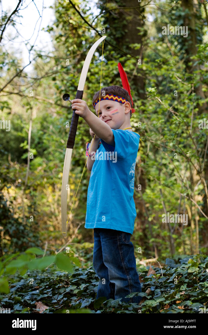 Pfeil Pose Stockfotos Und Bilder Kaufen Alamy