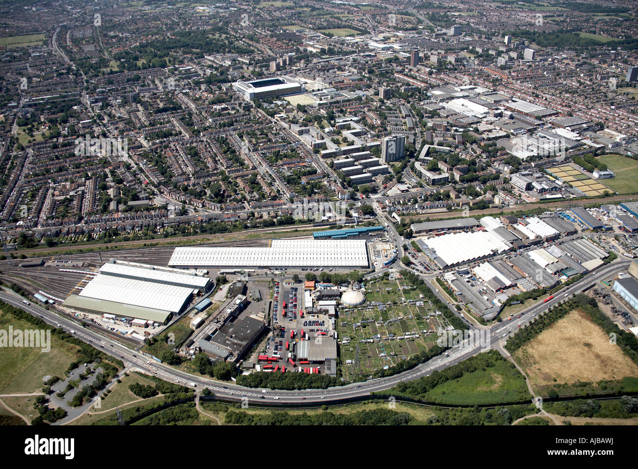 Luftbild Norden östlich von Northumberland Park Railway Depot Tottenham Hotspur F C Haringey London N17 England UK High Level obl Stockfoto