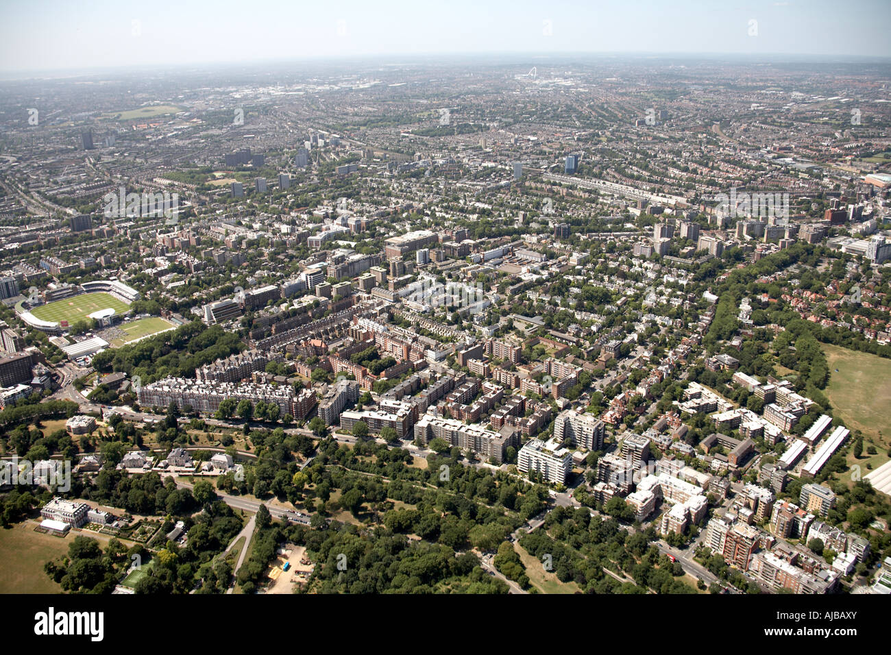 Luftbild südwestlich von Primrose Hill Middlesex C C Club Herrn s Cricket Ground äußeren Kreis Regent s Park Winfield House Lond Stockfoto
