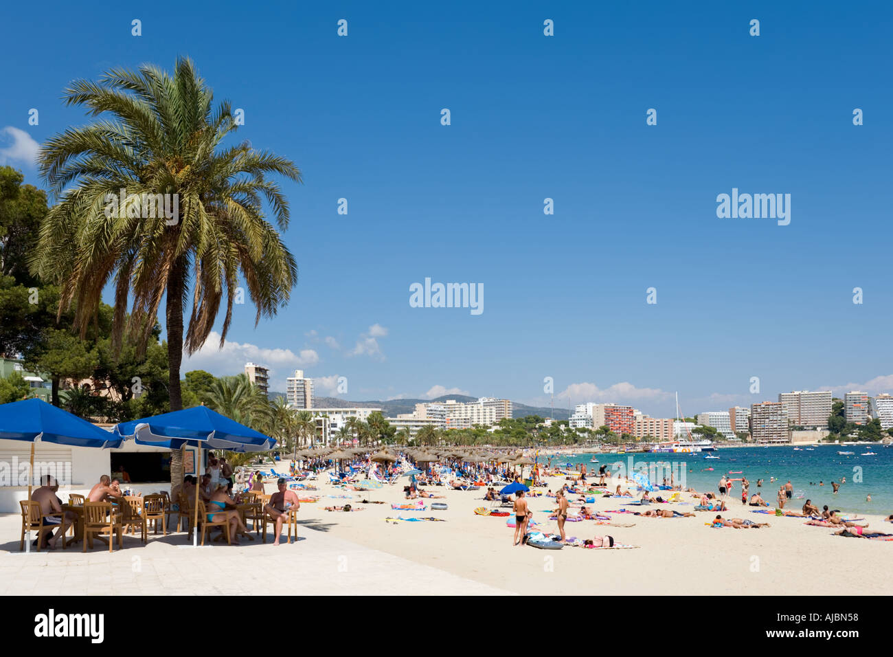 Direkt am Strand-Cafe, Magaluf, Bucht von Palma, Mallorca, Balearen, Spanien Stockfoto