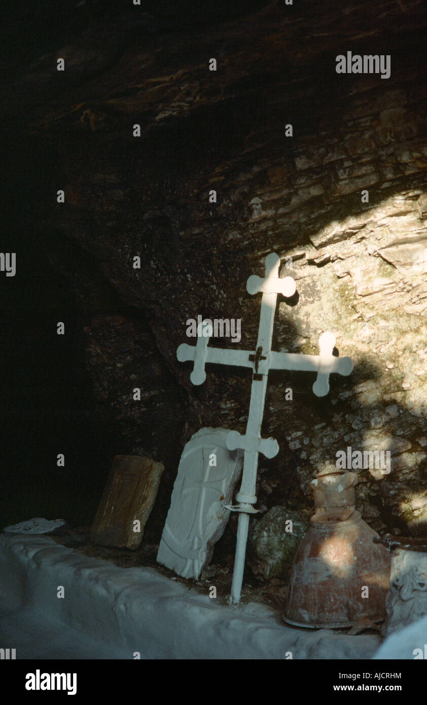 Weisses Kreuz Spilini Kloster Samos Griechenland Stockfoto