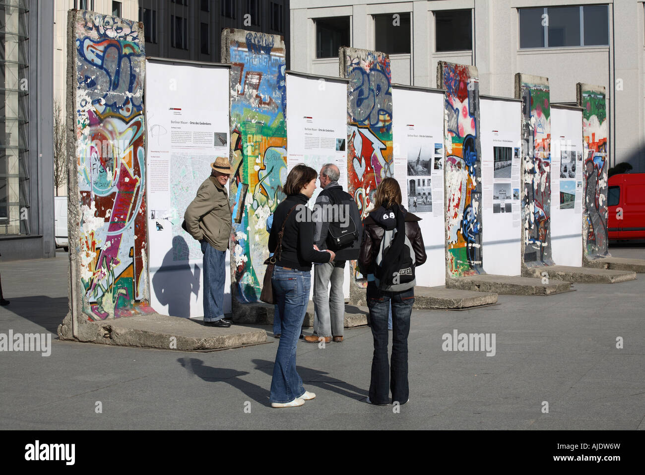 Berlin Mitte der Potsdamer Platz Berliner Mauer die Mauer-Informationen Stockfoto