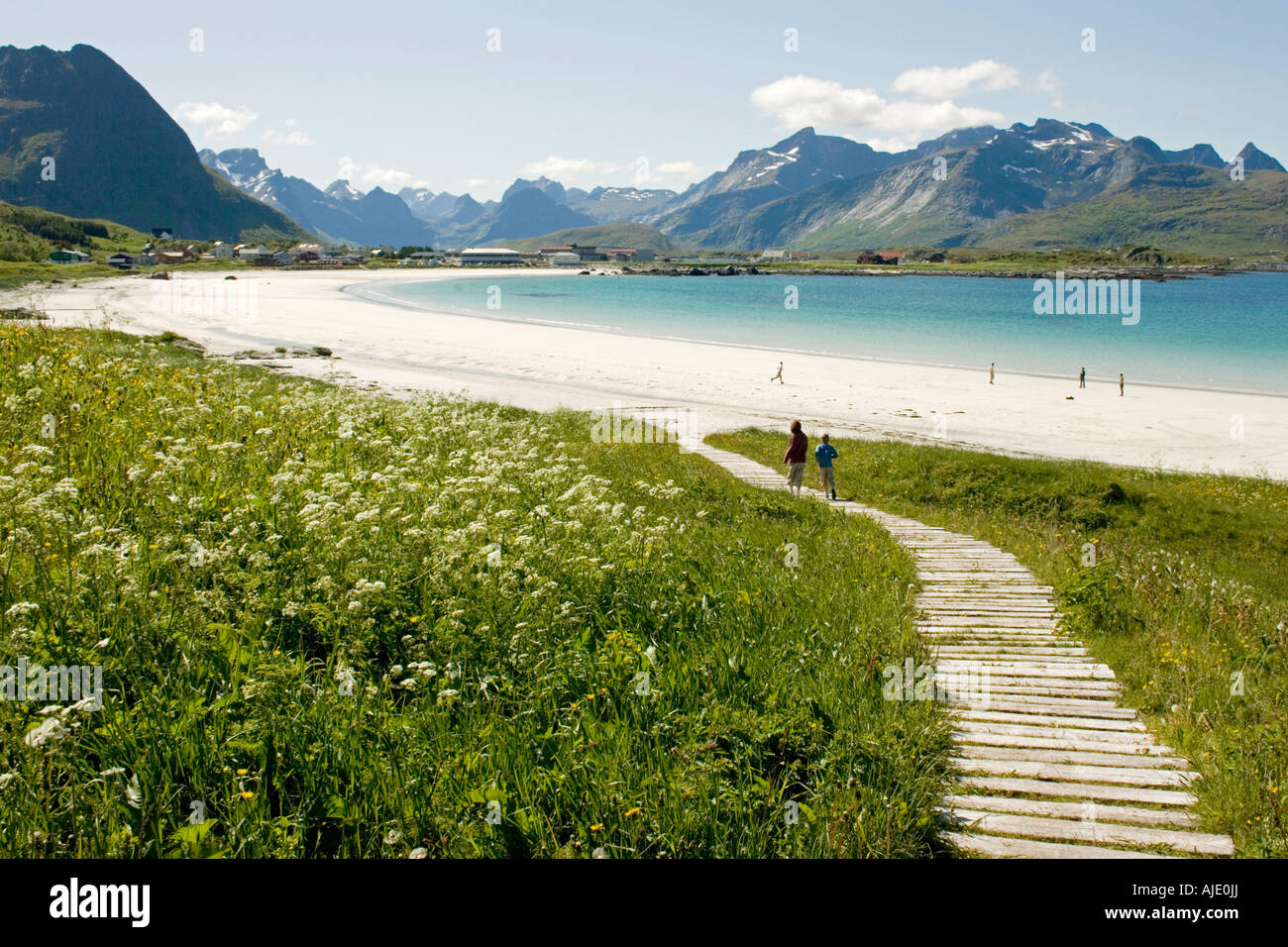 White Sand Strand von Ramberg auf den Lofoten, Arktis Norwegen Stockfoto