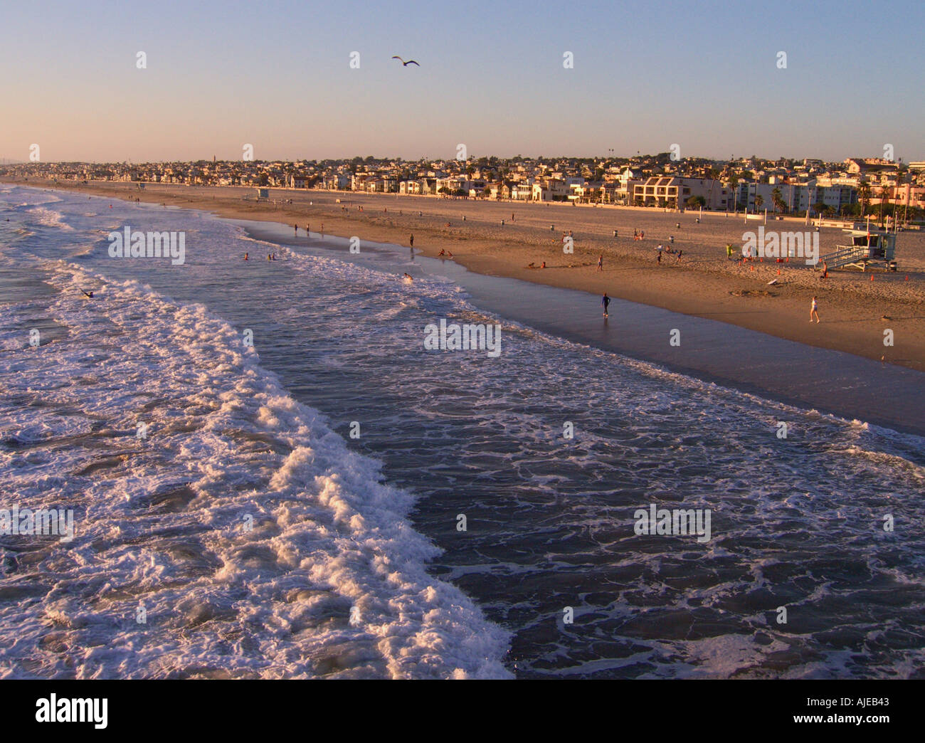 California Hermosa Beach-Blick von Hermosa Pier Nord in Richtung Manhattan Beach Stockfoto