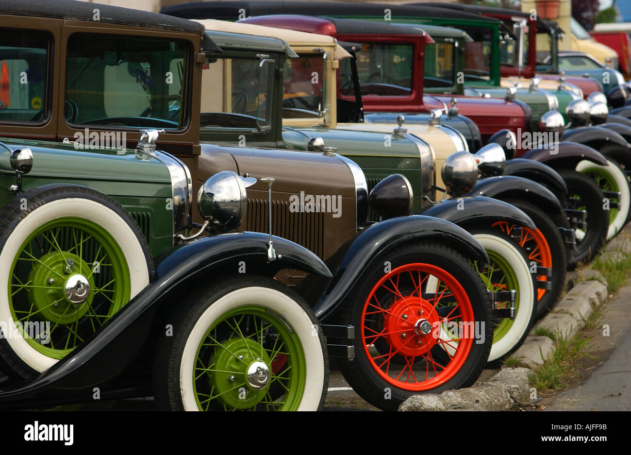 Reihe von Oldtimern Stockfoto