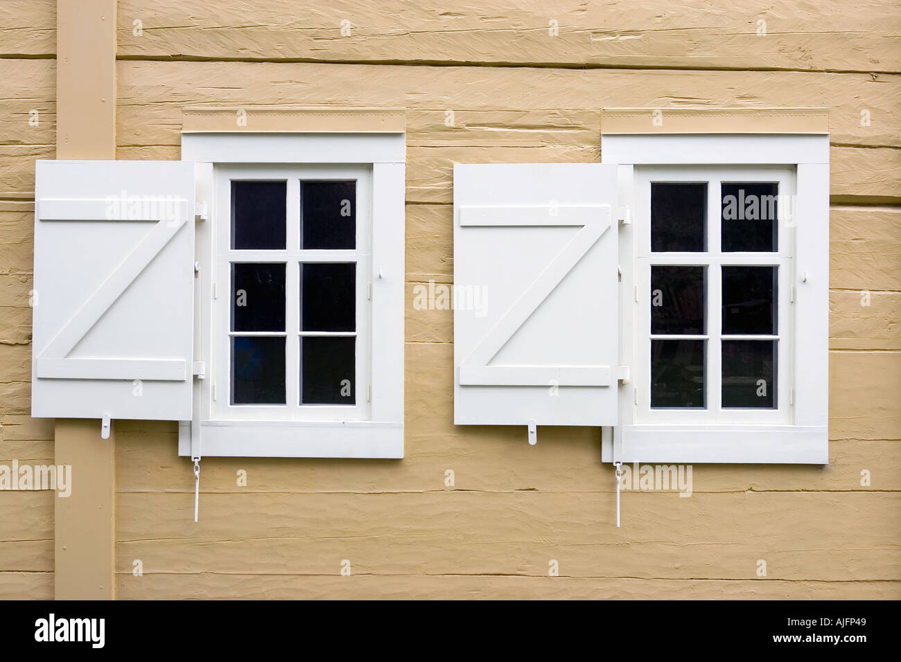 Das russische Bischof-Haus ist das älteste intakte russische Gebäude in Sitka, Alaska. Erbaut im Jahre 1842 von dem russischen amerikanischen Unternehmen. Stockfoto