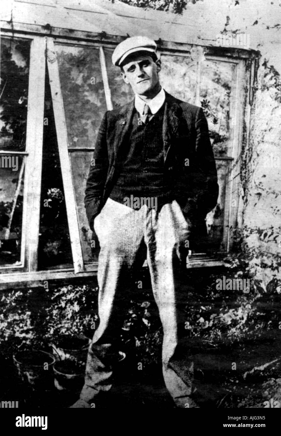 JAMES JOYCE irischer Schriftsteller 1882 bis 1941 hier um 1910 Stockfoto