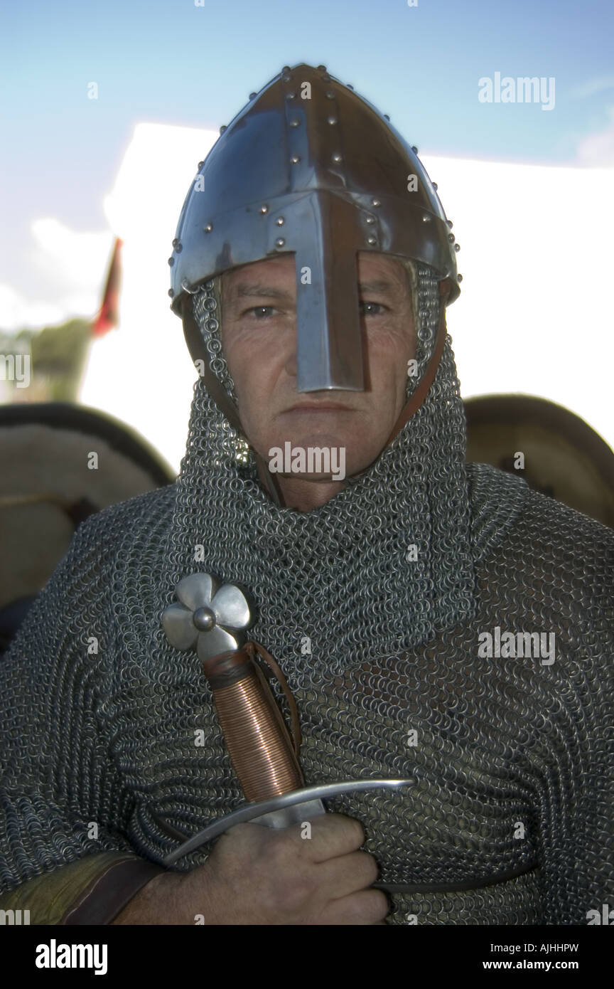 Ritter Helm Krieg Körper Rüstung Schutz mittelalterlicher Stockfoto Ritter Helm Krieg Körper Rüstung Schutz mittelalterlicher Stockfoto