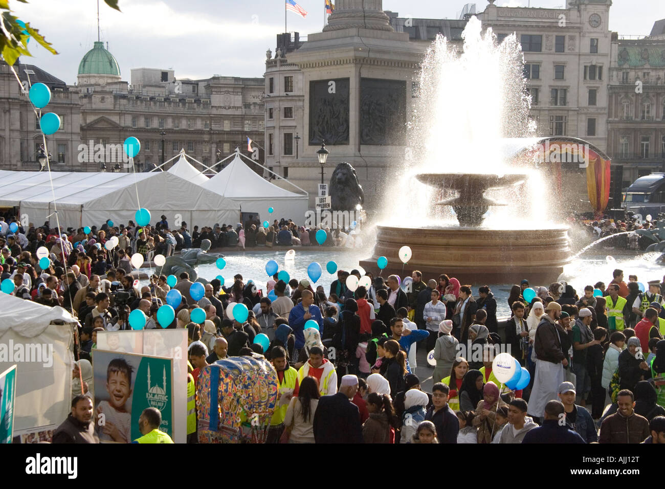 Andrang an den Eid Feierlichkeiten am Trafalgar Square in London 20. Oktober 2007 Stockfoto
