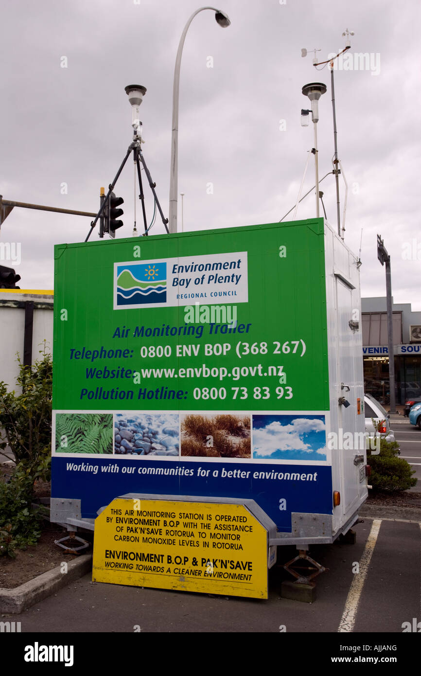 Luft, die Überwachung der Anhänger am Straßenrand Rotorua Nordinsel Neuseeland Stockfoto