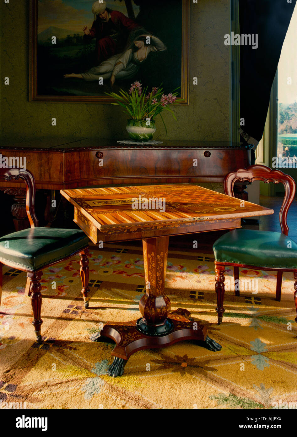 Ein Spieltisch in der viktorianischen Herrenhaus der Muckross House, Killarney, Kerry, für die Öffentlichkeit zugänglich Stockfoto