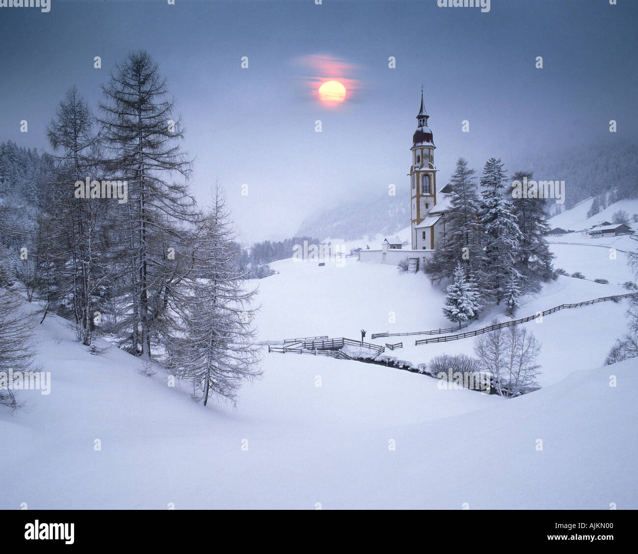 AT - TYROL: Winter am Obernberg Stockfoto