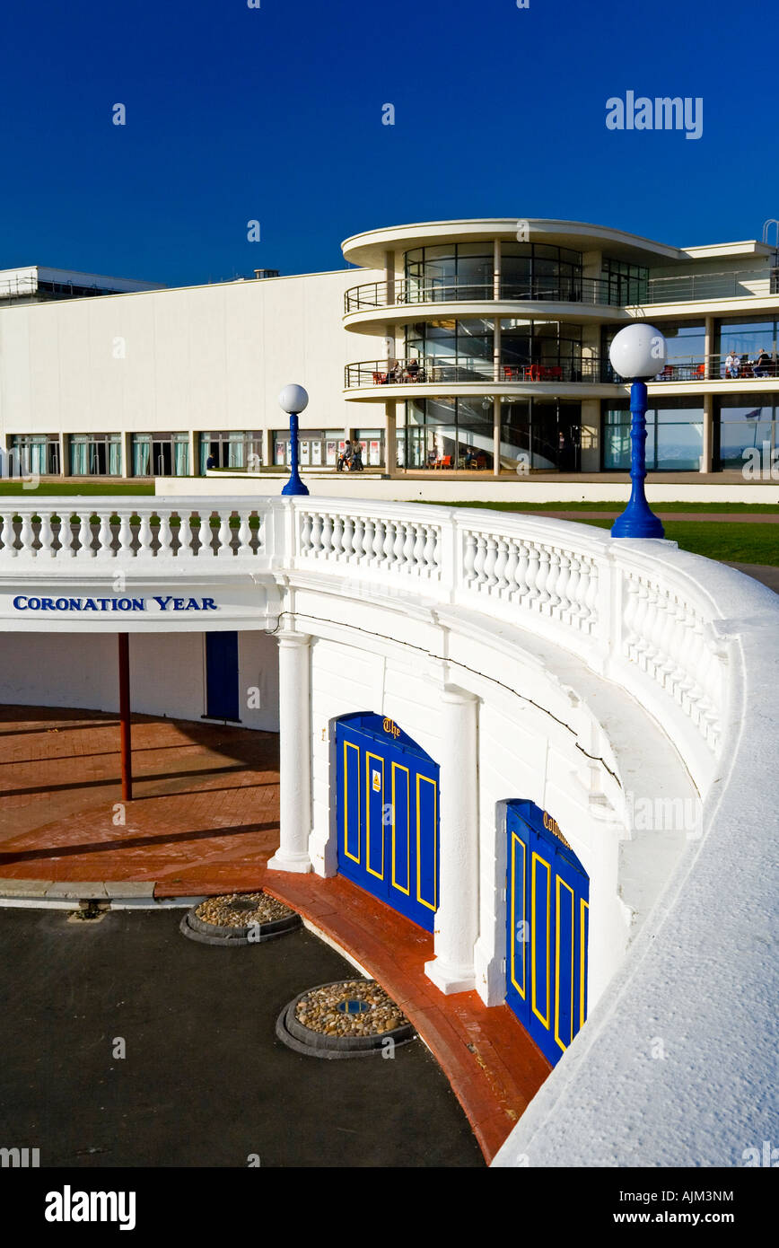 Außenseite des De La Warr Pavilion in Bexhill am Meer East Sussex UK entworfen von Erich Mendelsohn und Serge Chermayeff, 1935 Stockfoto