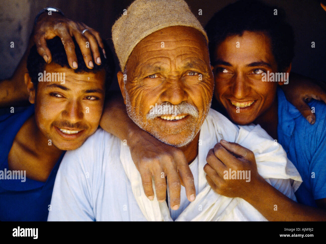 Beni Suef Agypten Agyptische Manner Stockfotografie Alamy