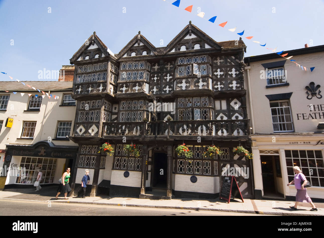 Federn-Hotel Ludlow Shropshire Tudor-Gebäude Stockfoto