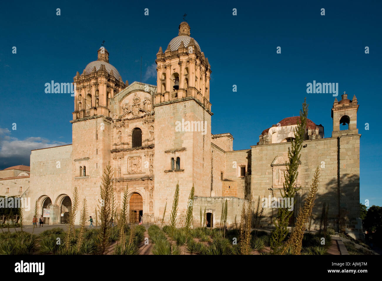 Die Fassade des kolonialen Barock Kirche Santo Domingo de Guzman Oaxaca Mexiko 2005 Stockfoto