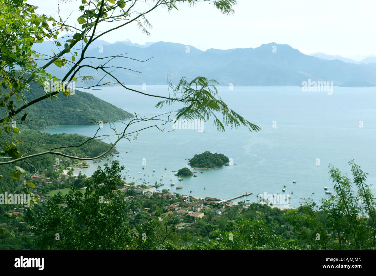 Enseada Abraão Blick vom Berg Ilha Grande Brasil in Rio De Janeiro Stockfoto