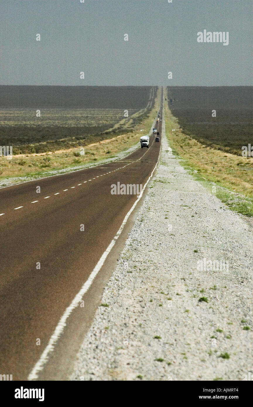 Straße südlich von Puerto Madryn Patagonien Argentinien Stockfoto
