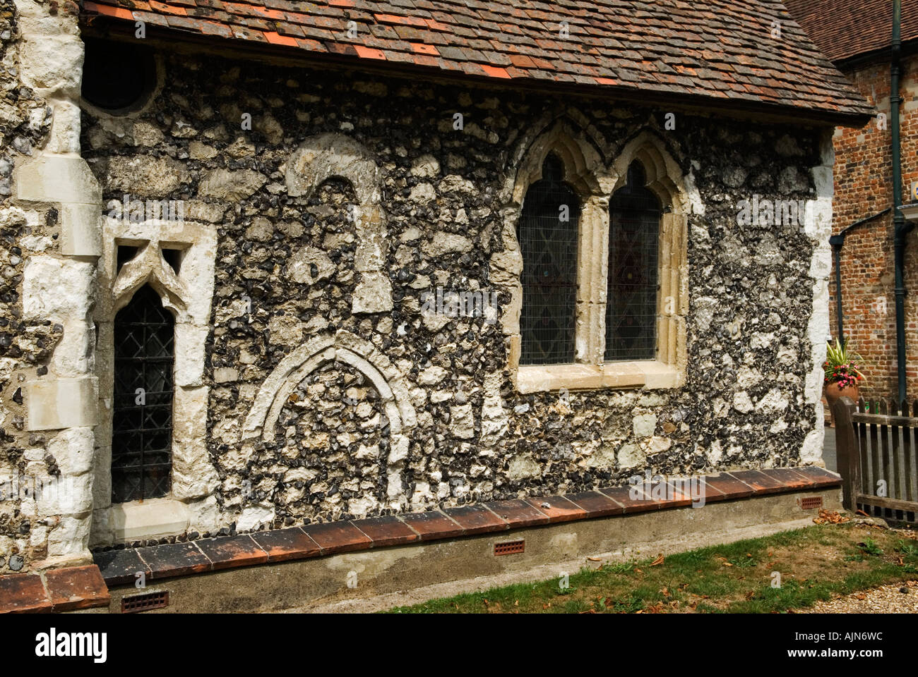 Saint St James die weniger Dorney Pfarrei 12th zwölften Jahrhundert church Dorney Court Manor House Dorney in der Nähe von Windsor 2000s HOMER SYKES Stockfoto