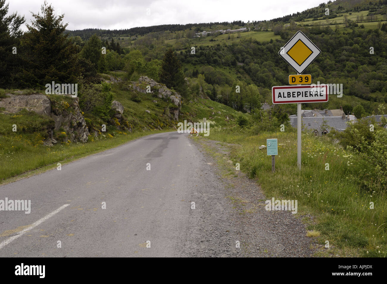 Französische Ortstafel Albepierre Stockfoto