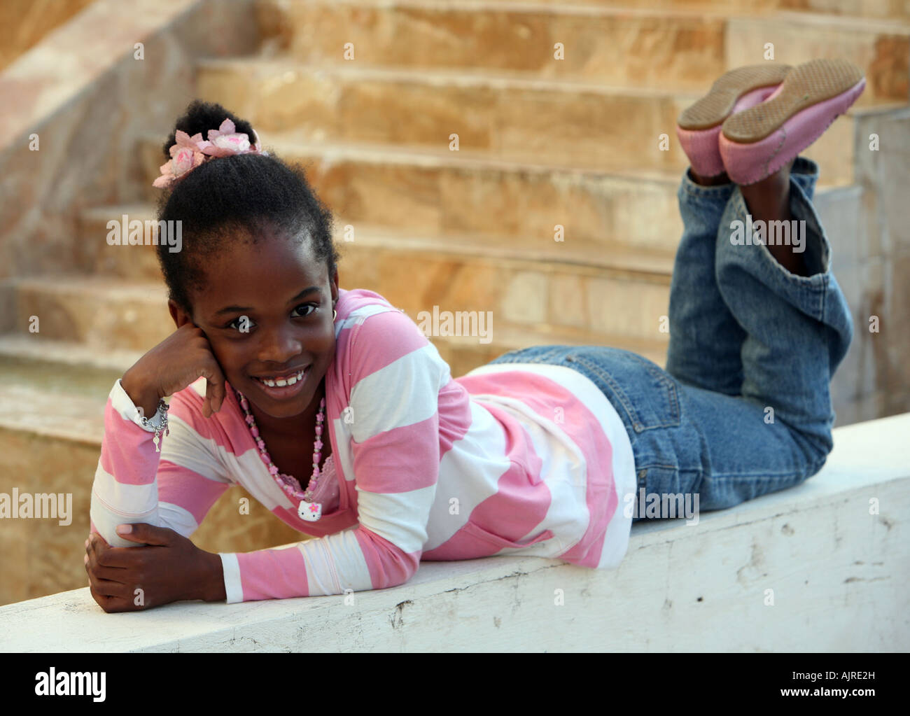 Porträt des jamaikanischen Mädchens in Kingston Stockfoto