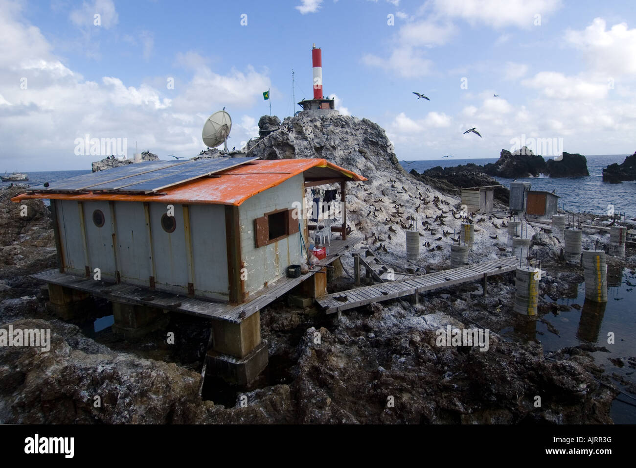 Feld-Forschungs-Station St. Peter und St. Paul s rockt Atlantik Brasilien Stockfoto