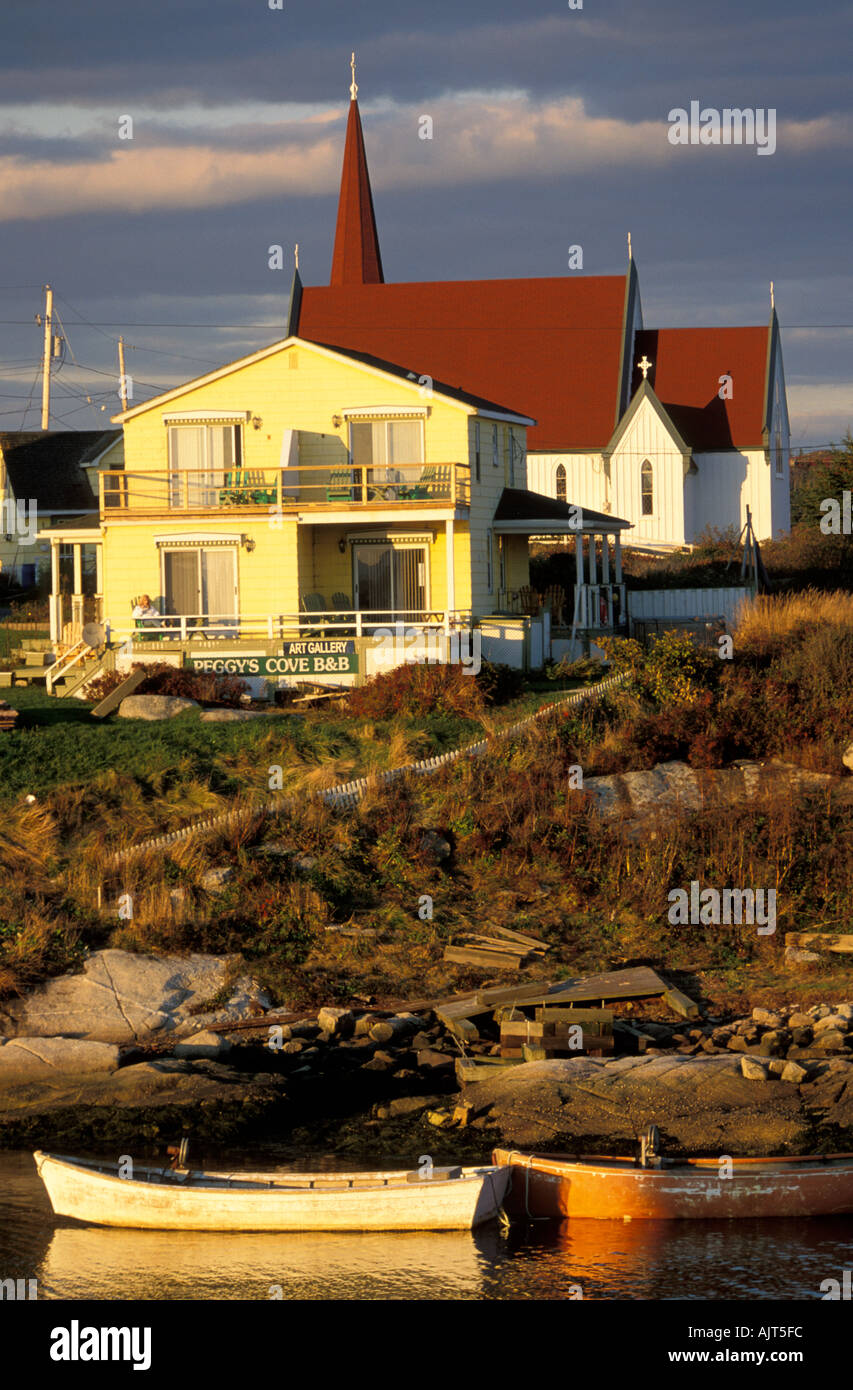 Kanada Nova Scotia Fischen Dorf von Peggys Cove Peggys Cove B & B und St Johns Kirche in der Nähe von Halifax Stockfoto
