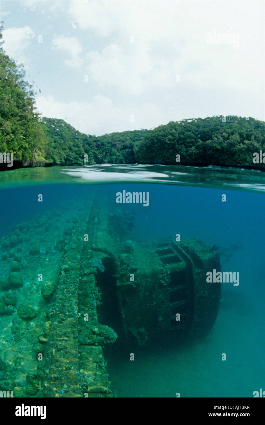 Schiff Wrack nur wenige Meter unterhalb in der Lagune Mikronesien pazifischen Palau Stockfoto