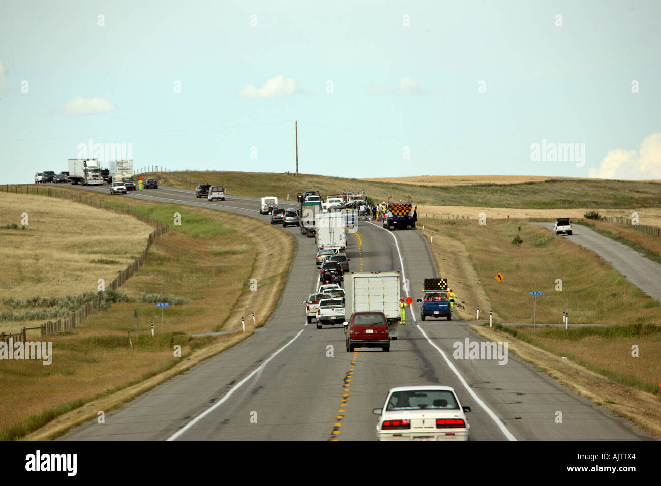 Verkehrsunfall auf der Autobahn 3 SW von Fort MacLeod im südwestlichen Alberta Kanada Stockfoto