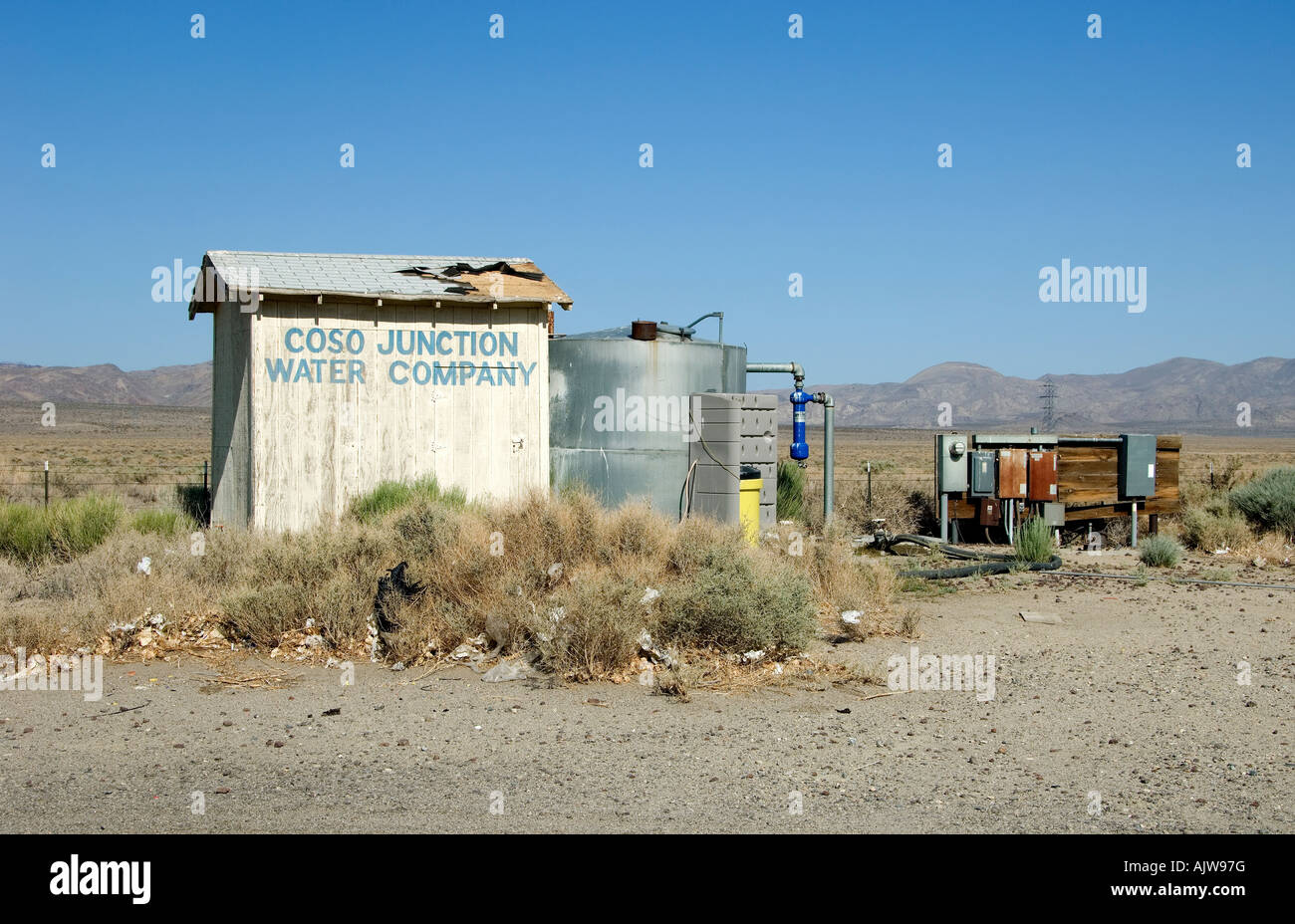 COSO Junction Wasser Unternehmensausstattung, CA 2 Stockfoto