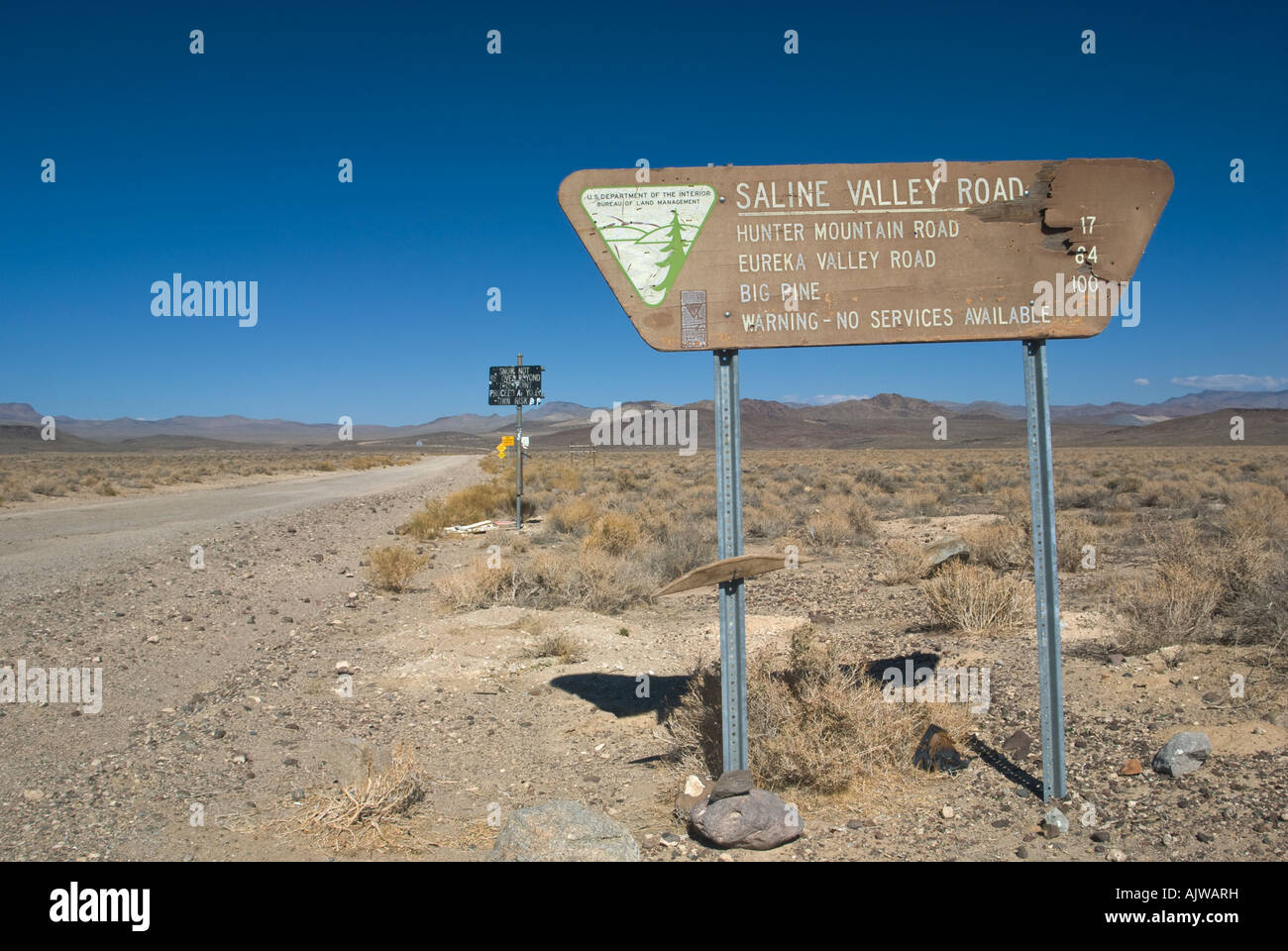 Anzeichen bei Saline Valley Road in der Nähe von Death Valley Kalifornien USA Stockfoto