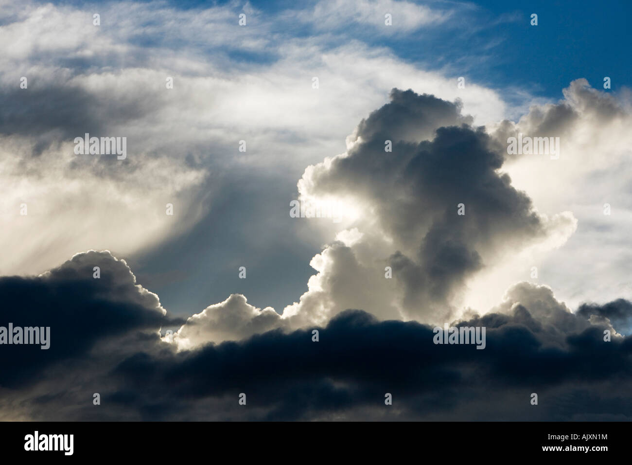 Gewitterwolke "layers" Landschaft. Indien Stockfoto