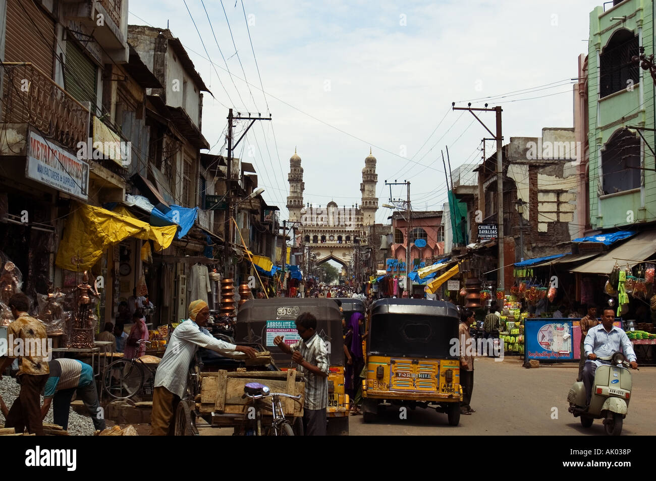 Charminar und Lad Bazar, Indien Stockfoto