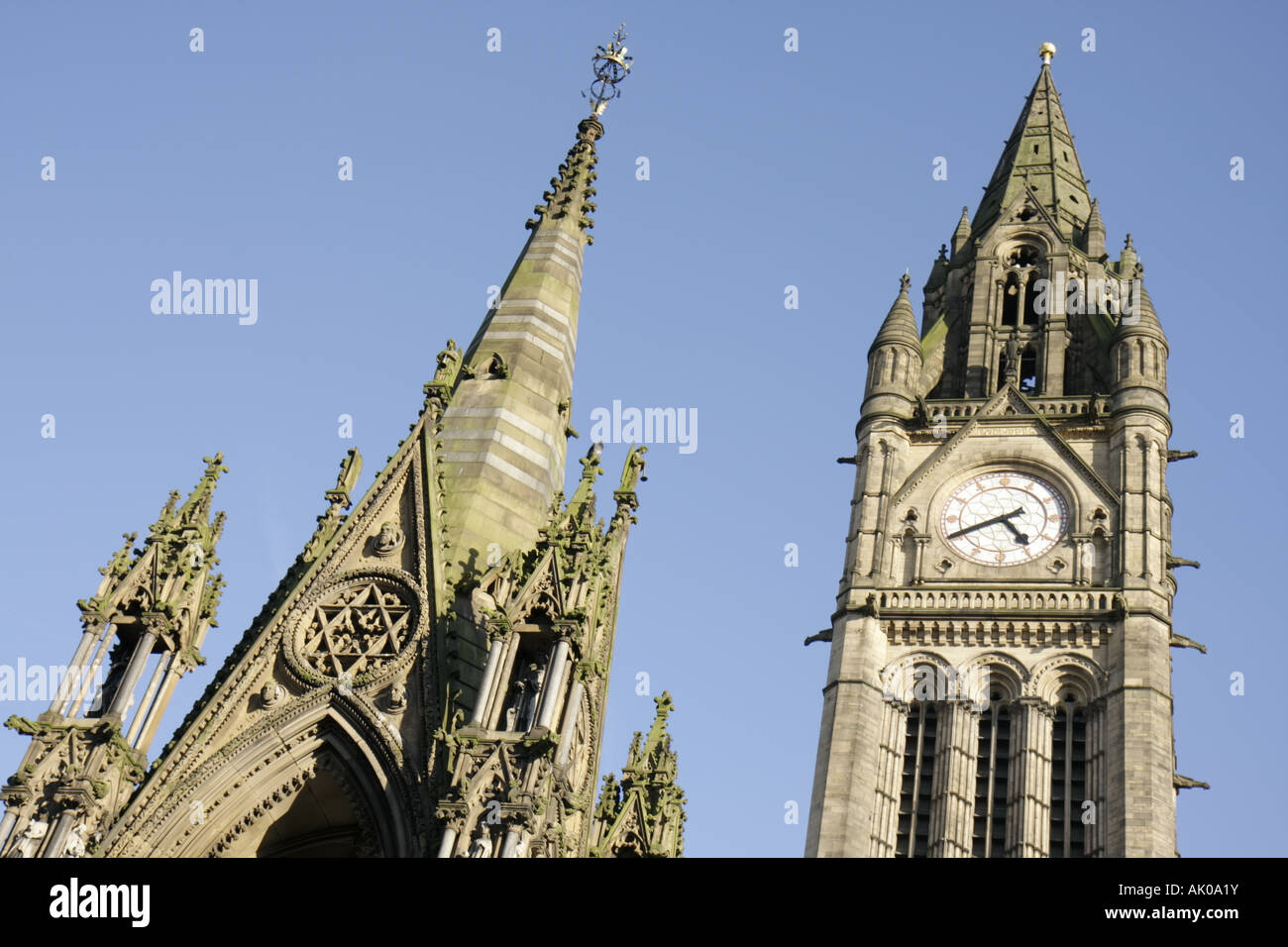 UK England Lancashire, Manchester, Albert Square, Prince Albert Memorial, Rathaus, 1887 im neugotischen Stil, Uhrenturm, UK071005039 Stockfoto