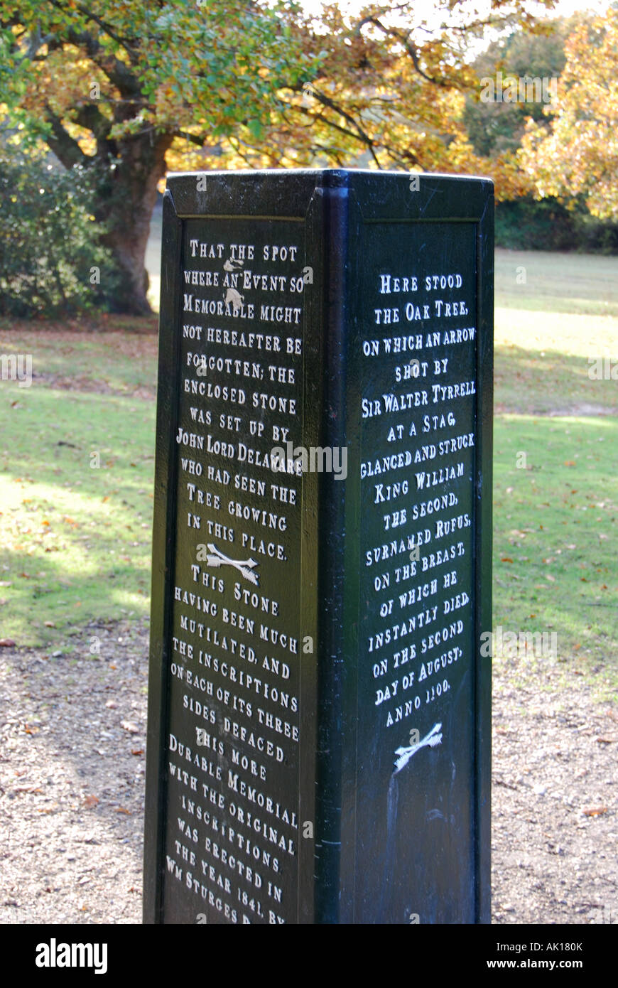 Der Rufus Stein Memorial, New Forest, Hampshire, England, Vereinigtes Königreich Stockfoto