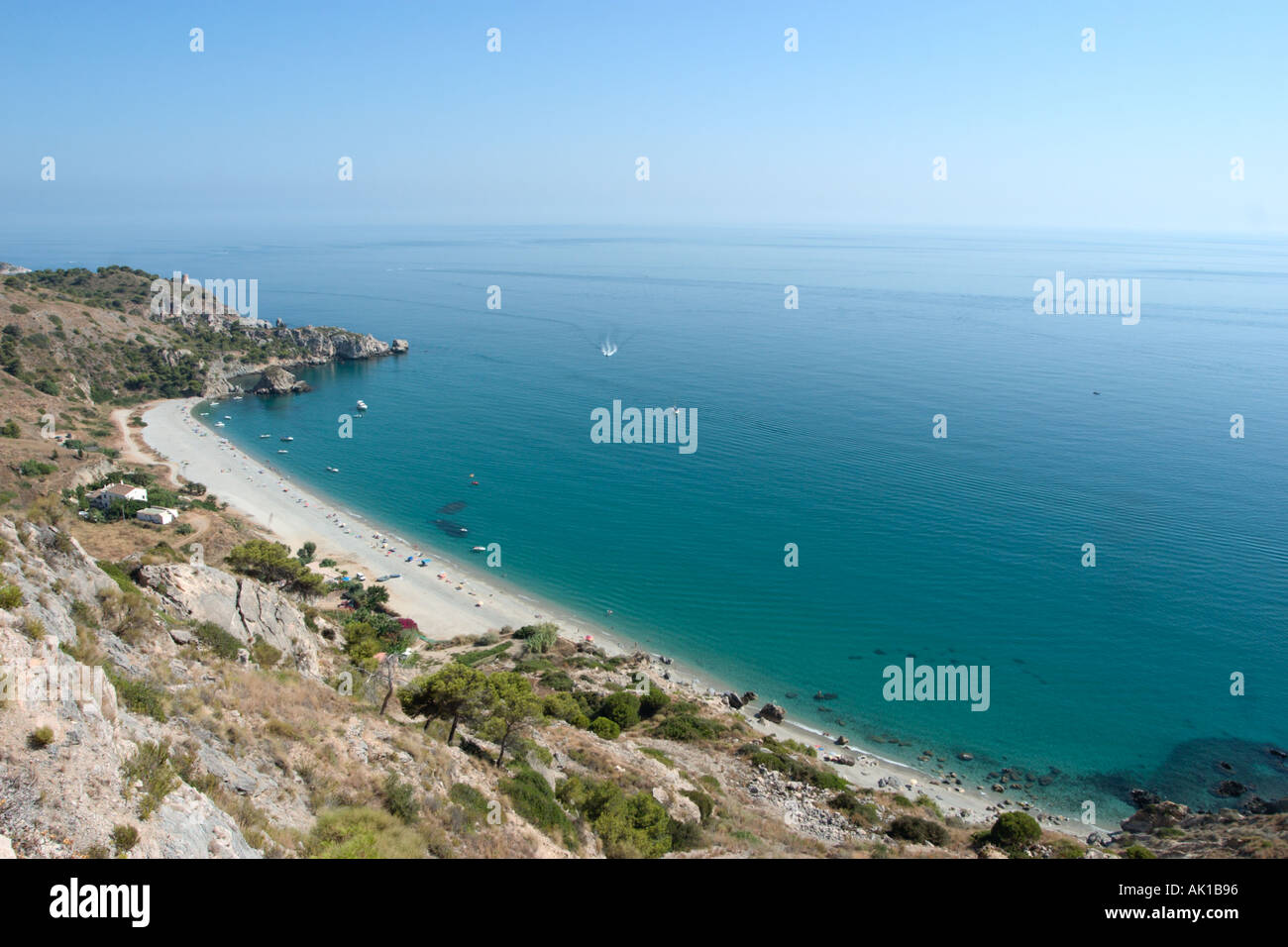 Strand in der Nähe von La Herradura, Almuñécar, Costa Del Sol, Andalusien, Spanien Stockfoto