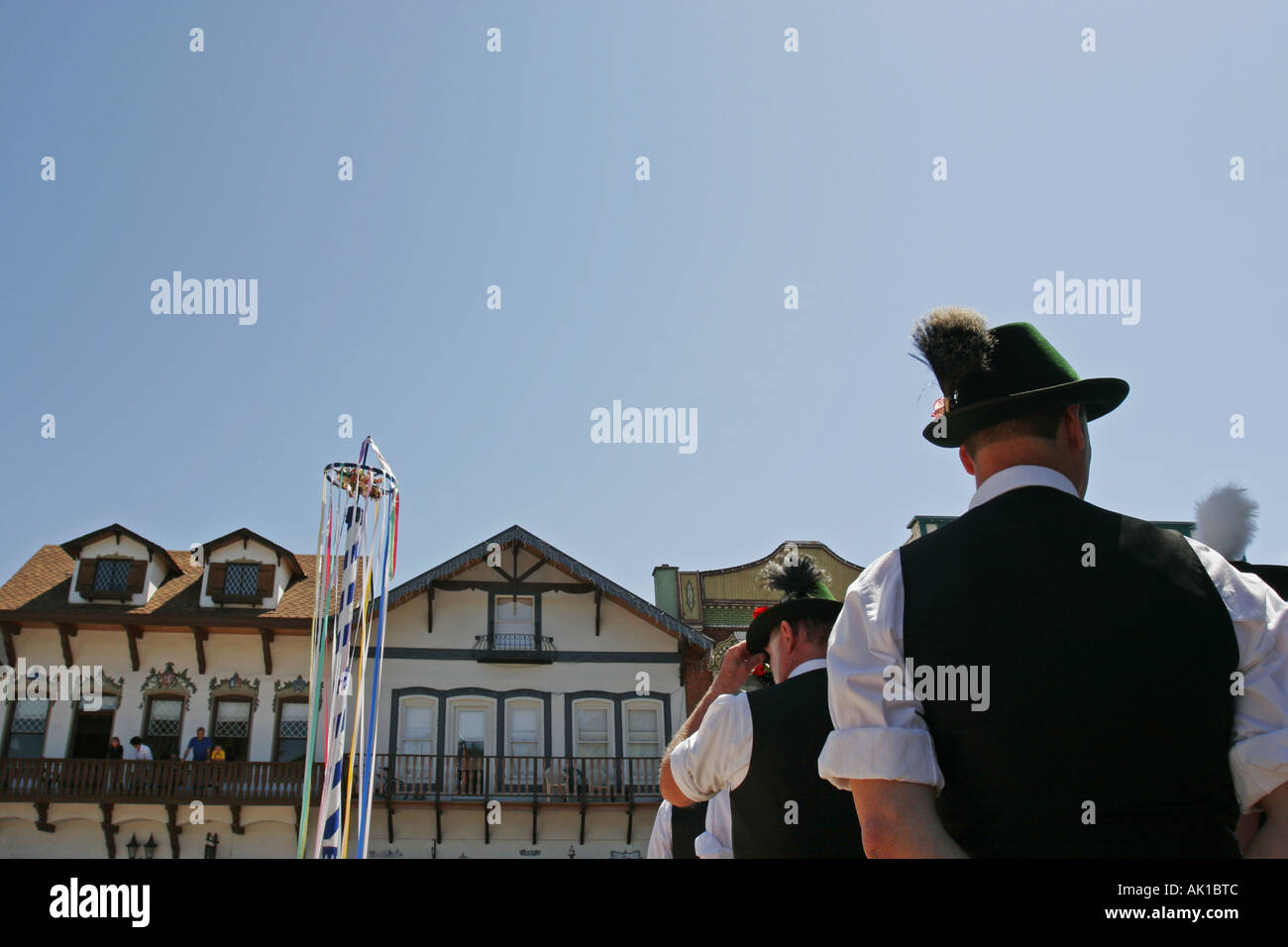 Traditioneller Tanz, Leavenworth Washington USA Stockfoto