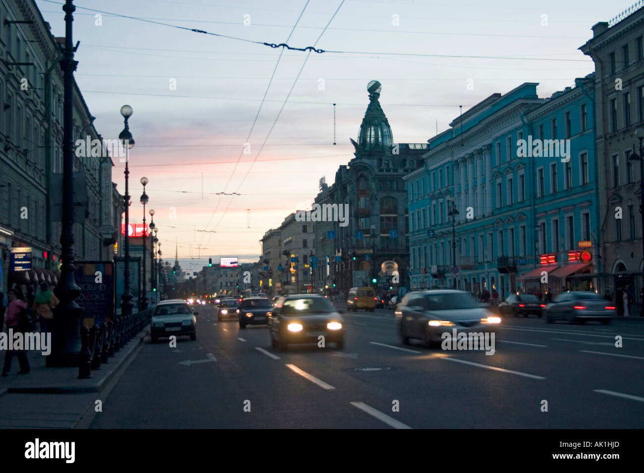 Weiße Nacht in den Straßen von St. Petersburg, Russland Stockfoto