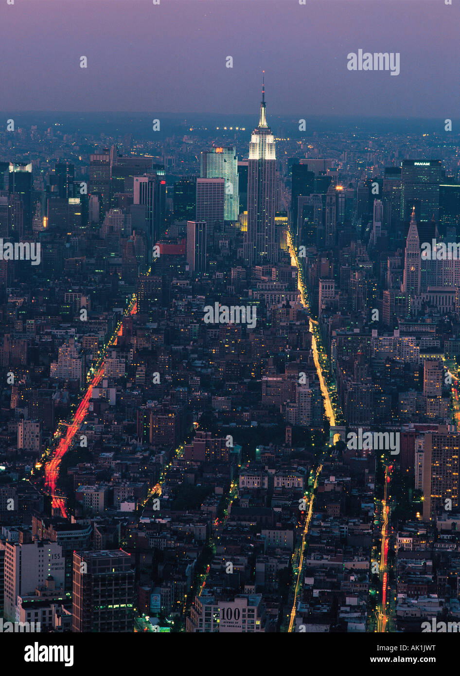 Vereinigte Staaten von Amerika, New York, New York City Skyline der Stadt in der Dämmerung, Stockfoto