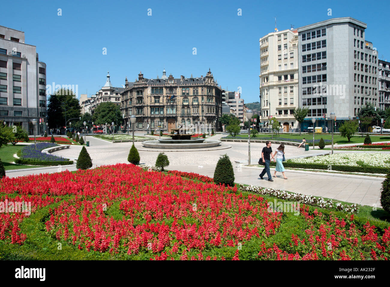 Plaza de Federico Moyua im Zentrum von Bilbao, Baskenland, Spanien Stockfoto