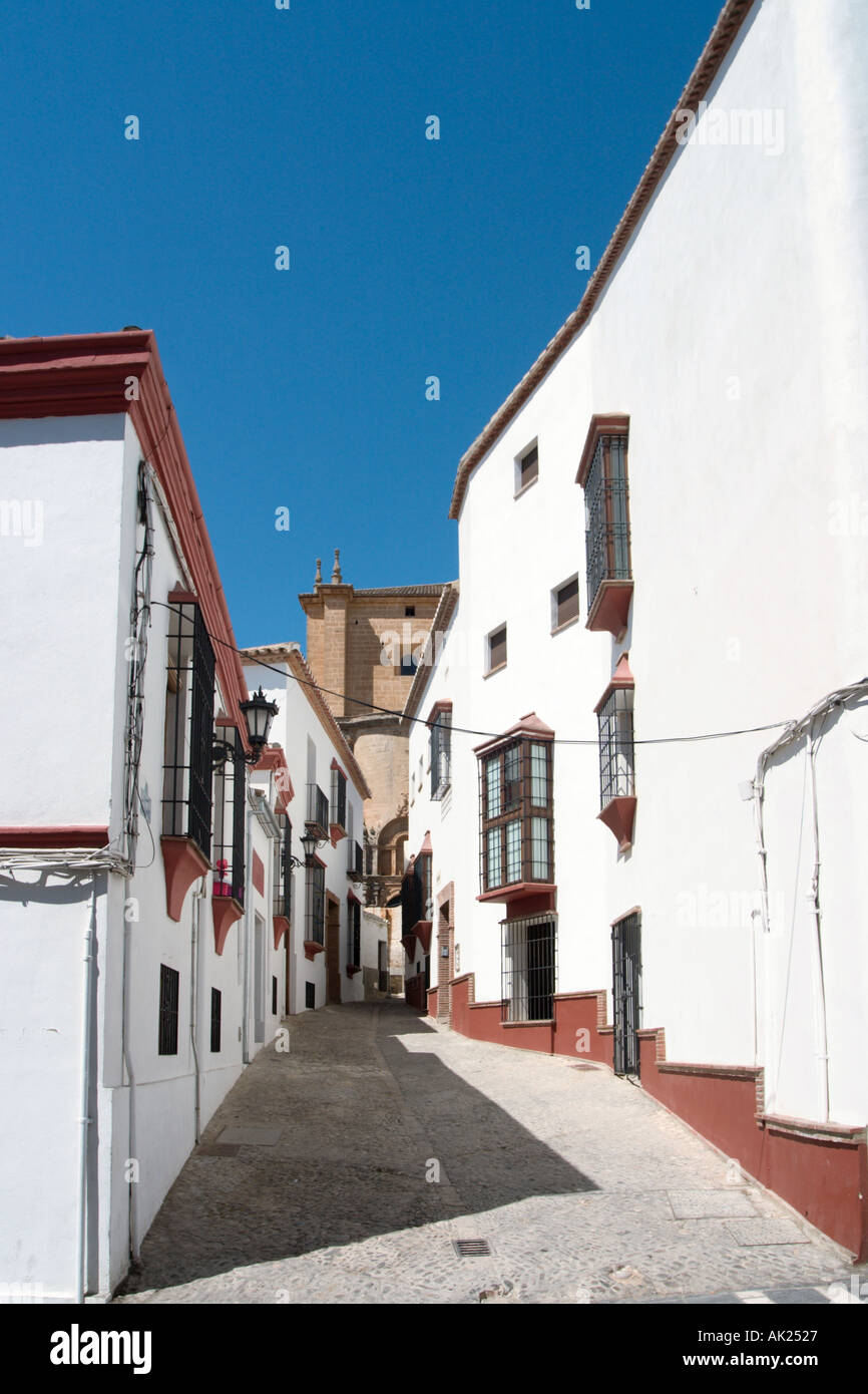 Ronda, Spanien. Typische Straße in der Altstadt, Ronda, Andalusien, Spanien Stockfoto