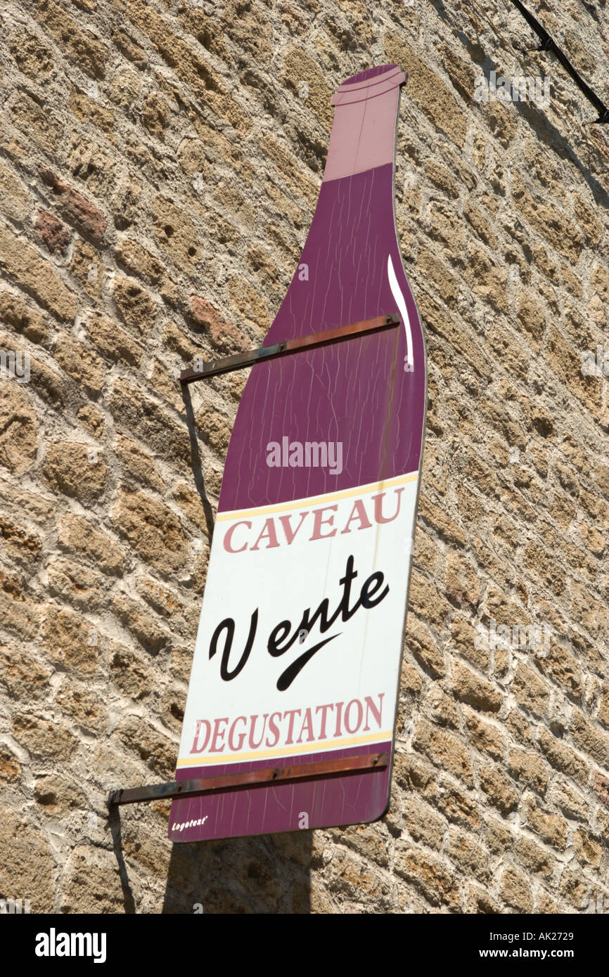 Registrieren Sie für ein Weingeschäft Châteauneuf du Pape, Provence, Frankreich Stockfoto