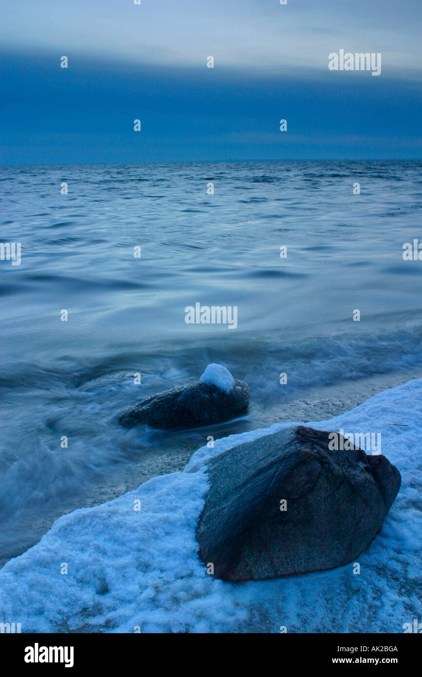 Blaue Stunde an der Küste, zudar, Rügen, Mecklenburg - Vorpommern, Deutschland Stockfoto