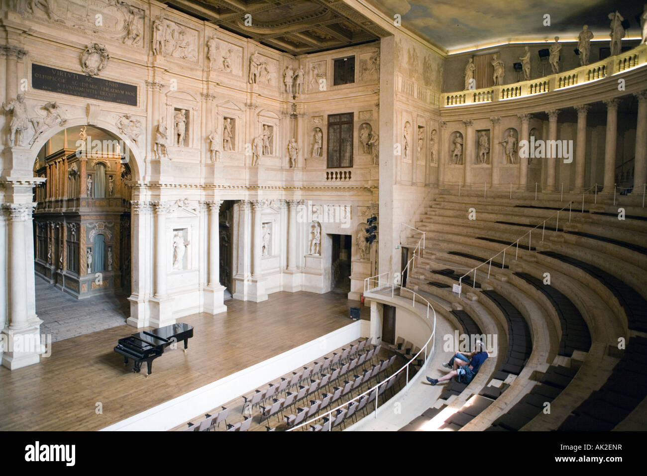 Teatro Olimpico und Proszenium Bogen Vicenza Veneto Italien Stockfoto