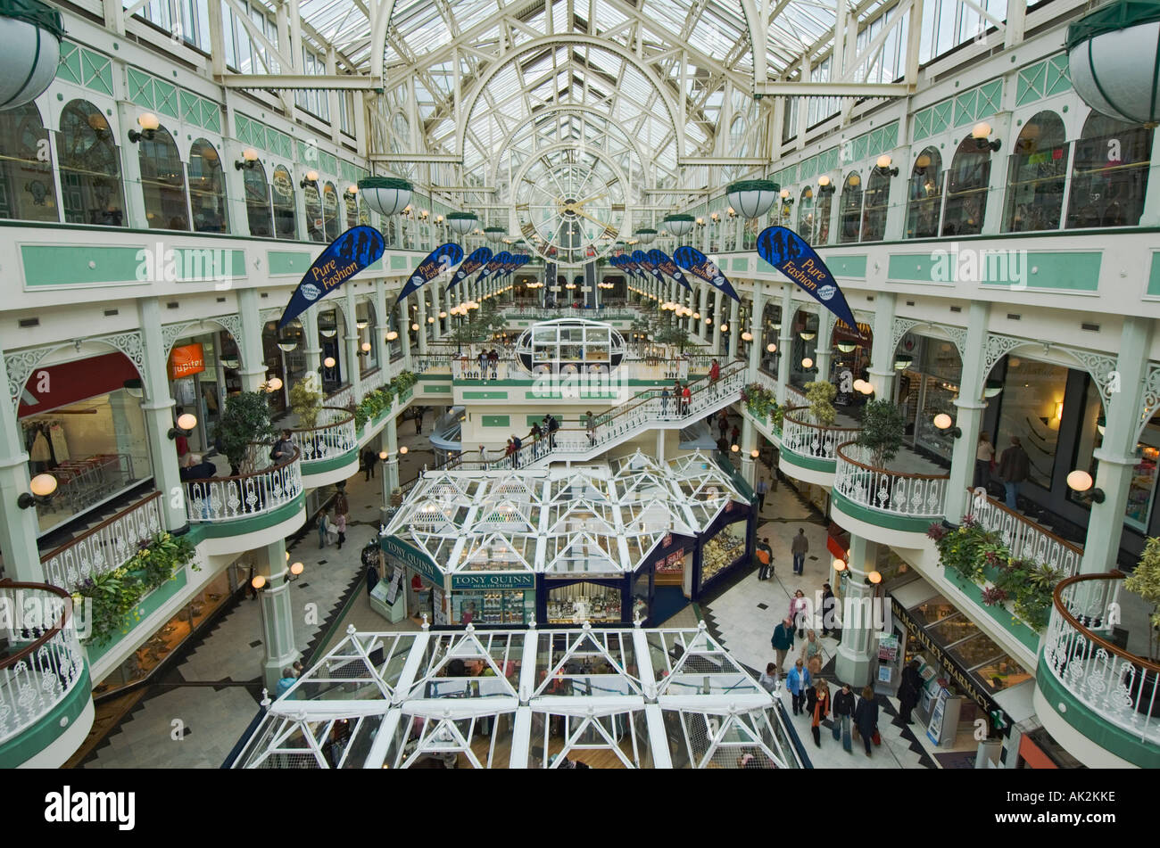 Irland Dublin St. Stephens Green Shopping Centre interior Stockfoto