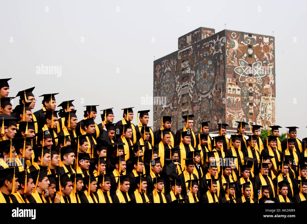 Abschlussfeier an der UNAM in Mexiko-Stadt Stockfoto