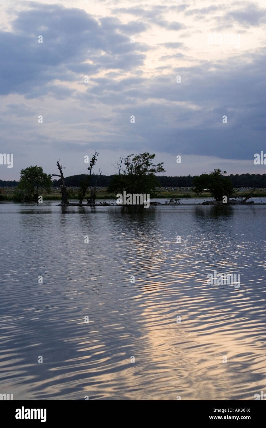 Ein Blick über den See in der Nähe von großen Livermere und Ampton in Suffolk, UK Stockfoto